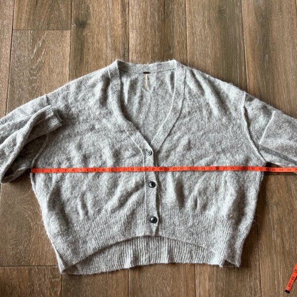 Free People Eclair Alpaca oversized Gray knit cardigan women's size Large - Picture 4 of 8